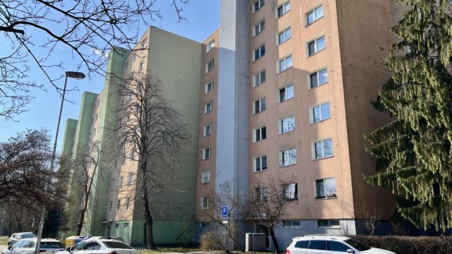 PREDANÉ Na predaj 2 izbový byt, Bratislava, Dúbravka, ulica Kpt. Rašu