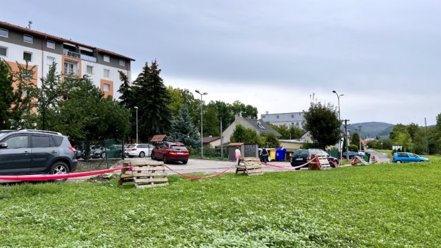 Na predaj parkovacie miesto, od 16 m2 do 21 m2, Zvolen, Kuzmányho nábrežie