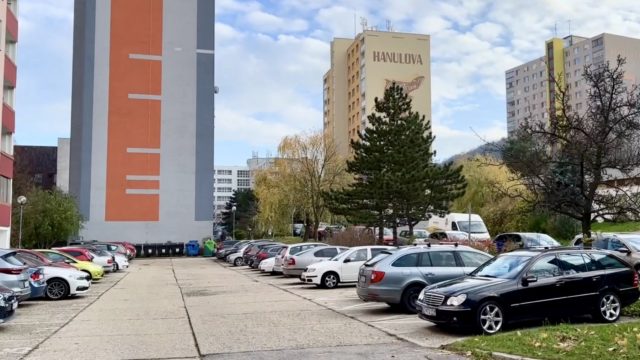 ZNÍŽENÁ CENA! Na predaj 3 izbový byt, 78 m2, 2x loggia, Bratislava, Dúbravka, Hanulova ulica ZNÍŽENÁ CENA! Na predaj 3 izbový byt, 78 m2, 2x loggia, Bratislava, Dúbravka, Hanulova ulica
