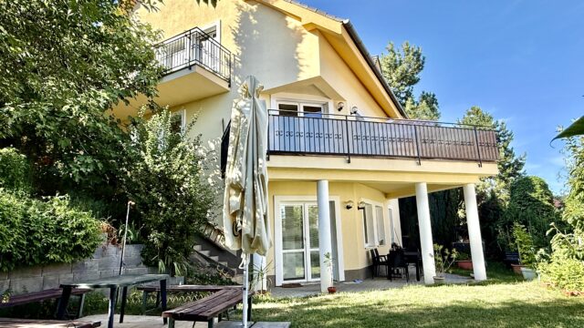 Na predaj 7 izbová mestská vila vo výnimočnej lokalite Bratislava – Rača na ulici Potočná v lokalite Kopanice